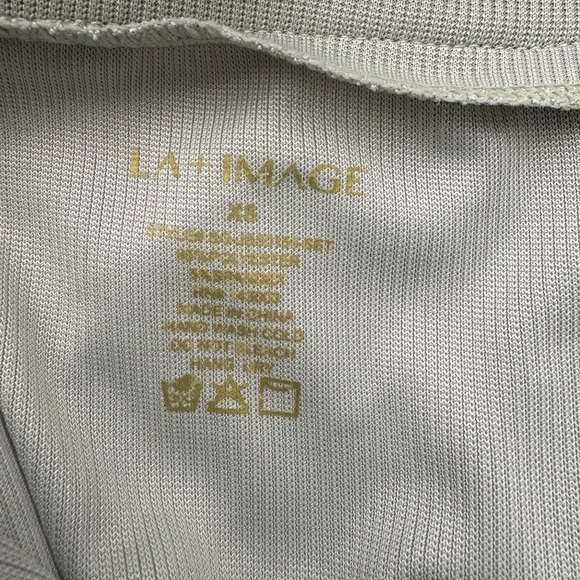 LA + IMAGE Pleated Long Sleeve Half Zipper Cropped Sweater | SIZE XS - Picture 8 of 8